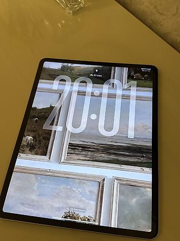 ipad case: Apple İpad air 13.Qutusu var, 94% pil, dəyişilməyib. Üstündə adapter — 4