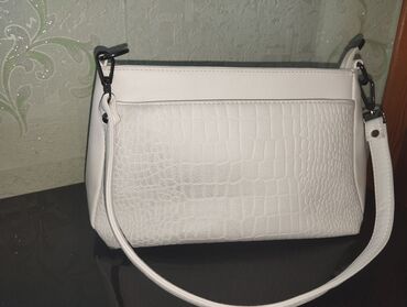 женские кроссовки puma ferrari: Qadin cantasi at lalafo.az женские кроссовки puma ferrari: Qadin cantasi