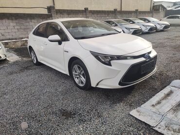 Toyota: Toyota Corolla: 2022 г., 1.8 л, Автомат, Гибрид, Седан — 2