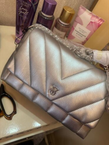 Çantalar: Çiyin çantası, Yeni -da lalafo.az — 3 Çantalar: Çiyin çantası, Yeni — 3