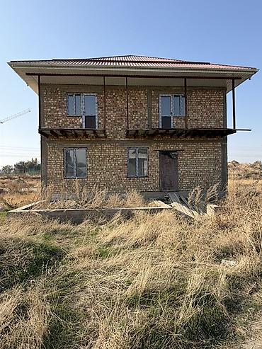 продаю дом дешевле: 📍 В Шопокове в ж/м Ынтымак продается 2-х уровневый дом на участке 5 — 4
