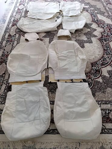 заглушки ремня безопасности: Чехлы Кожаные, цвет - Бежевый, Universal Seat cover, Новый, Самовывоз