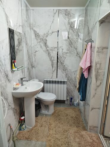 Посуточная аренда квартир: В Токмоке Сдаётся только для двоих, час, день, ночь, сутка, все — 5