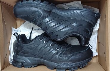 обувь саламандра: Мужские кроссовки, 41, Adidas, Новый, цвет - Черный, Самовывоз
