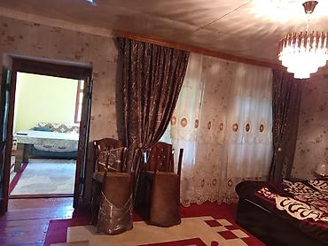 sumqayit 18 mikrorayon: Satılır: 2 otaqlı Həyət evi. 42 sot sahədə Göyçay — 4