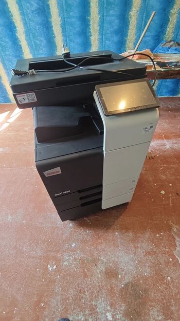 modio m19 tablet: Konica Minolta markasına aid bu çoxfunksiyalı printer qara və ağ