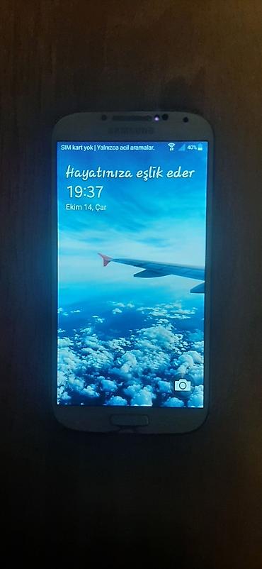 soyuducular 2ci el: Samsung I9500 Galaxy S4, 16 GB, rəng - Ağ, Düyməli, Sensor, İki sim kartlı — 1