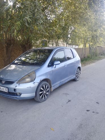 купить багажник на крышу авто в бишкеке: Honda Fit: 2002 г., 1.3 л, Бензин, Хэтчбэк