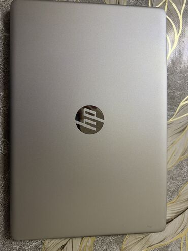 core i3: İşlənmiş HP Pavilion, 15.6 ", Intel Core i3, 256 GB, Ünvandan götürmə, Ödənişli çatdırılma