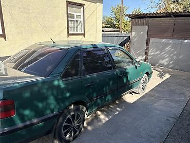 8: Volkswagen Passat: 1993 г., 1.8 л, Механика, Бензин, Седан — 4