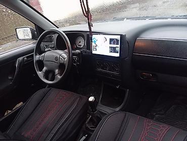 Volkswagen: Volkswagen Golf: 1995 г., 1.6 л, Механика, Бензин, Хэтчбэк — 12