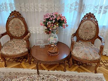 divan klasik: Klassik üslubda mebel dəsti - Tərkib: 1 divan, 2 kreslo, 1 orta masa — 2