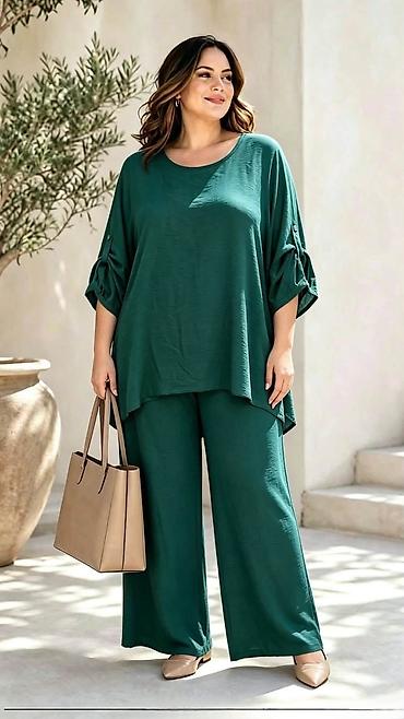 minduse: 08. Komplet za punije
2XL 3XL 4XL
Cena : 3.200 dinara H — 2