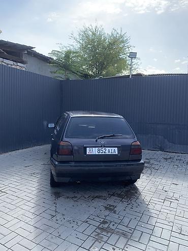 Volkswagen: Volkswagen Golf: 1993 г., 1.8 л, Механика, Бензин, Хэтчбэк — 3