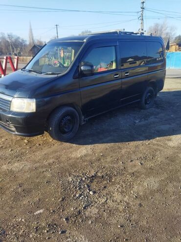 голуф 2: Honda Stepwgn: 2002 г., 2 л, Автомат, Газ