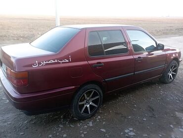 Volkswagen: Volkswagen Jetta: 1994 г., Седан — 7