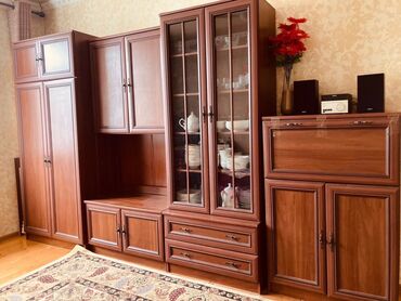 шкаф расрочка: Сервант, Колдонулган, Жыгач