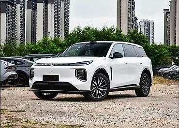 1: Changan : 2025 г., 1.5 л, Автомат, Гибрид, Внедорожник — 2