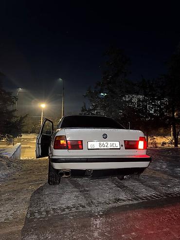 BMW: BMW 5 series: 1990 г., 2 л, Механика, Бензин, Седан — 11