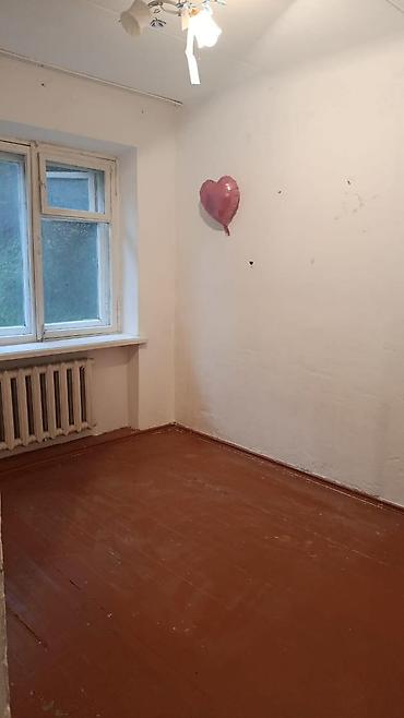ак кеме старый аэропорт: 3 комнаты, 60 м², 1 этаж, Старый ремонт — 2