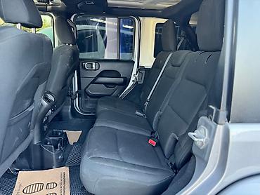 жыпы: Jeep Wrangler: 2019 г., 0.2 л, Автомат, Бензин, Внедорожник — 4