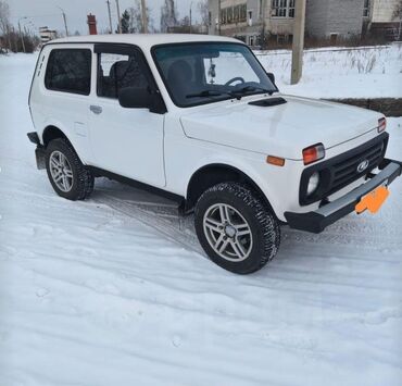 niva urban: ВАЗ (ЛАДА) 4x4 Нива: 2012 г., 1.7 л, Механика, Бензин, Внедорожник