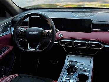 жорго инаходец: Jetour X70 Plus: 2023 г., 1.5 л, Робот, Бензин, Кроссовер — 4
