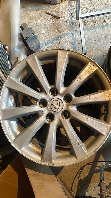 Литые Диски R 17 Lexus, Комплект, отверстий - 5, Б/у at lalafo.kg Литые Диски R 17 Lexus, Комплект, отверстий - 5, Б/у