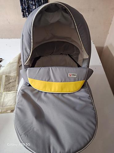 Araba-beşiklər: Çıxarıla bilən beşikli araba, İşlənmiş, Yaş: 30 ay — 2