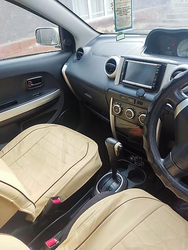 Toyota: Toyota Ist: 2002 г., 1.3 л, Автомат, Бензин, Хэтчбэк — 6