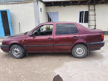 голф венто: Volkswagen Vento: 1995 г., 1.8 л, Механика, Бензин, Седан — 4