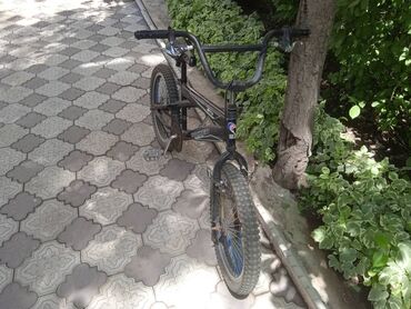трехколесный велосипед с резиновыми колесами: BMX велосипед, Б/у