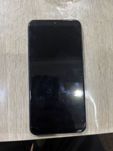 en ucuz kamera: Samsung Galaxy A10, 32 GB, rəng - Göy, Sensor