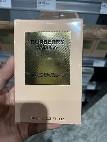parfum vitrine: DUTY FREE Burberry Goddess – Eau de Parfum, 100 ml (3.3 fl. oz.) - — 2