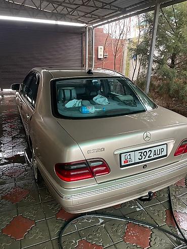 x class: Mercedes-Benz E-Class: 2000 г., 3.2 л, Автомат, Дизель, Седан — 3
