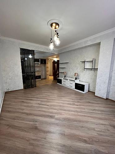 hokmelide satilan evler: Kirayə verilir/ Xırdalan icra hakimiyyətinə birləşik binada kirayə — 6