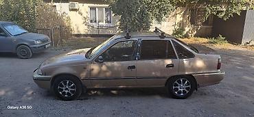s 350: Daewoo Nexia: 1990 г., 1.6 л, Механика, Бензин, Седан — 4