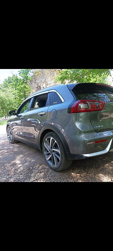 Kia: Kia Niro: 2018 г., Автомат, Гибрид, Кроссовер — 1