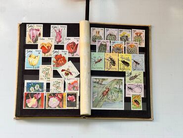 Марки: Продаю альбом с почтовыми марками. Разумный торг — 7