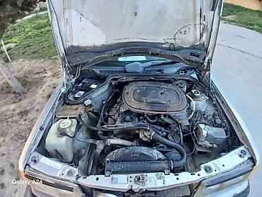 mercedes 180 b: Mercedes-Benz 190 (W201): 2 l | 1989 il Sedan — 9
