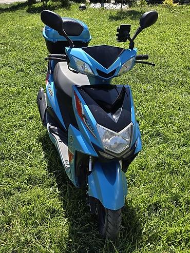 ямаха аерокс: Макси-скутер Yamaha, 125 куб. см, Бензин, Б/у — 4