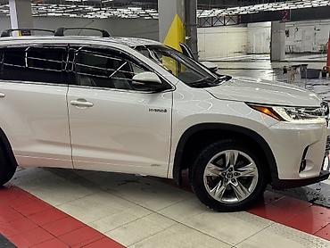 Toyota: Toyota Highlander: 2017 г., 3.5 л, Вариатор, Гибрид, Кроссовер — 5