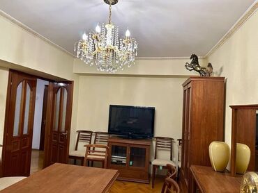 Долгосрочная аренда квартир: 4 комнаты, Агентство недвижимости, Без подселения, С мебелью полностью