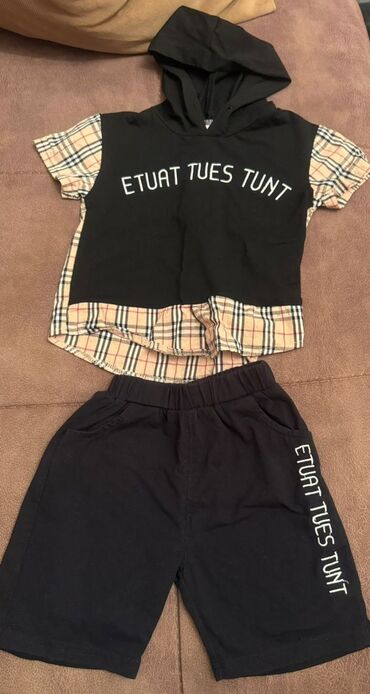 Bodi: Uşaq dəsti, Oğlan üçün, 6 - 9 ay