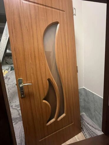 душ кабина баку: 3 eded eyni ölçu qapı çox yaxsi veziyetde cerciveleri var Hündürlüyü