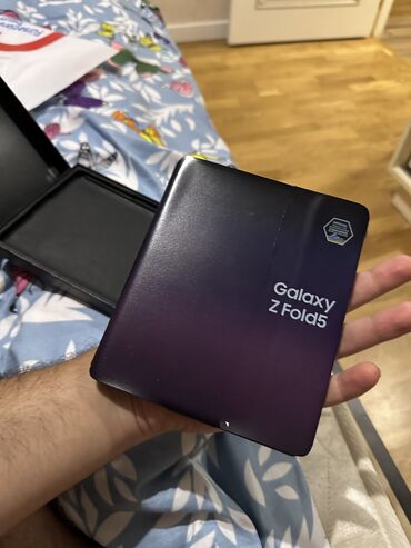z fold 3: Samsung Galaxy Z Fold 4, 256 GB, rəng - Qara, Zəmanət