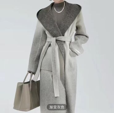 женские длинные пальто: В наличии шикарнейшее пальто. В размере с, пойдет от 42-46. Цена 6000
