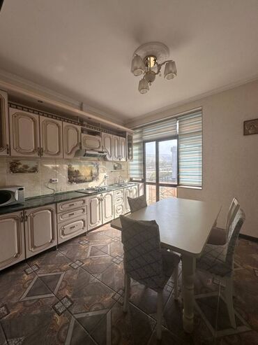 элита дом: 4 комнаты, 160 м², 4 этаж