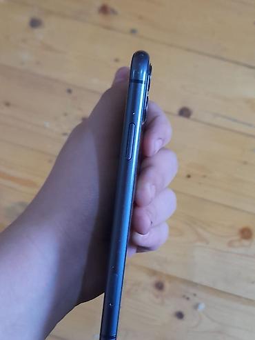 tablet iphone 2: IPhone 11, Qara, Simsiz şarj — 4