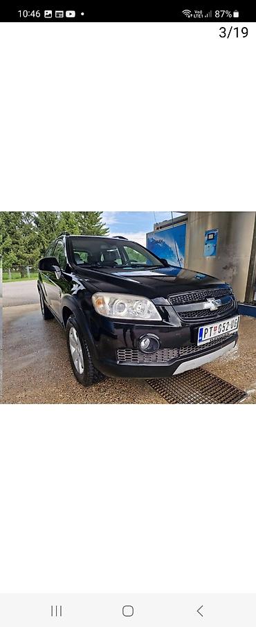 Chevrolet: Chevrolet Captiva – crni SUV - Model: Chevrolet Captiva - Karoserija — 4